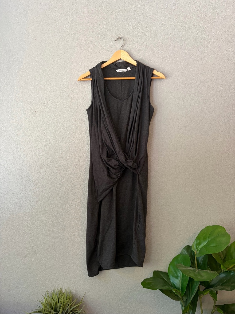 Athleta Gray Black Sleeveless Midi Dress with Front Knot Size XS